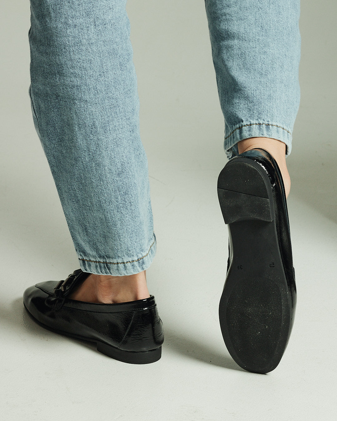 Krula Lacquered Loafers Chain