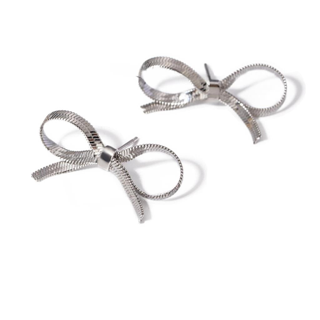 Bow Earring in Silver